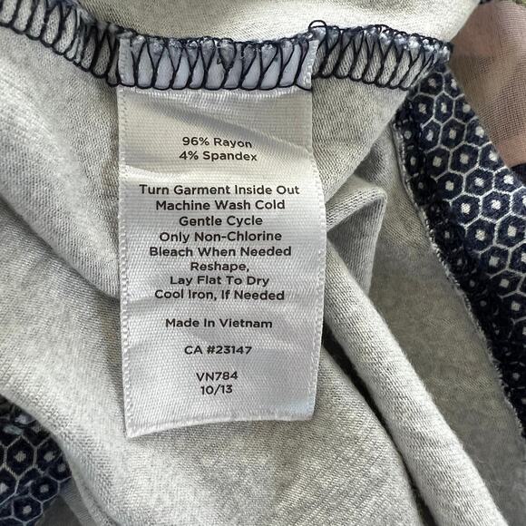 TALBOTS V Neck Blouse Sz MED Blue White Pullover Stretch Casual Shirt Nautical - Picture 7 of 7